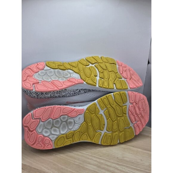 Mens 9.5- New Balance White Fressh Foam 880 Sneakers Atletic W880R13 Size W 11 - Picture 7 of 8